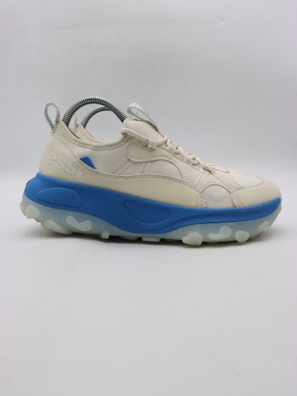Vessi Motu Waterproof Women's Size 9 Blue White Athletic Sneakers Lace Up